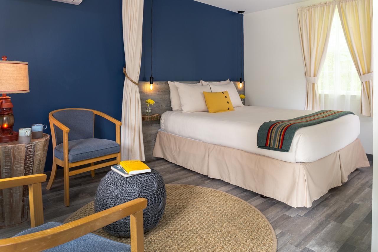 Treehouse Lodge Удс Хоул Екстериор снимка