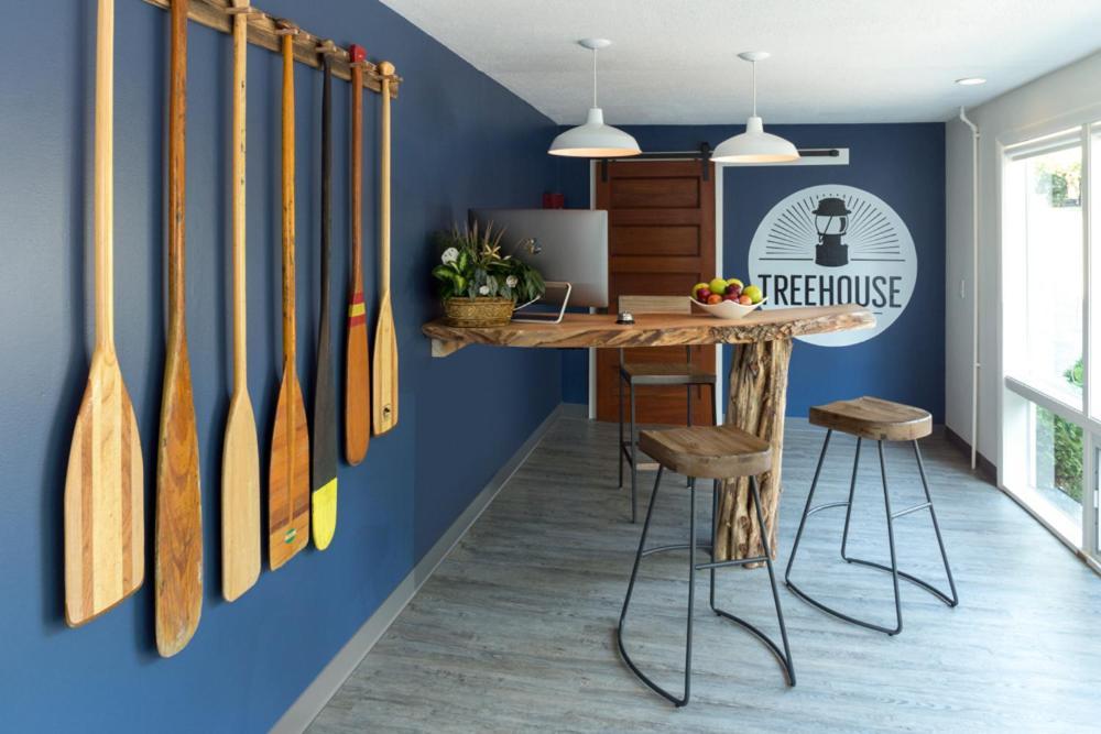 Treehouse Lodge Удс Хоул Екстериор снимка